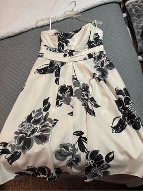 Ann Taylor Strapless Floral Midi Cocktail Dress - 6P